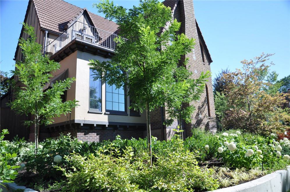 Grand Estate 12